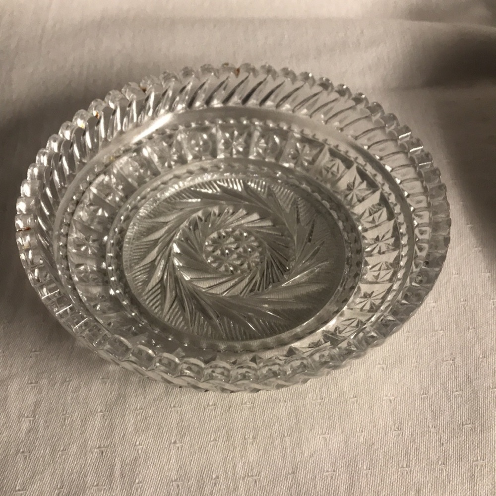 2 Vintage Fostoria Cut Glass Serving Dish/Bowls with Spoons in Original Boxes. - Picture 4 of 7